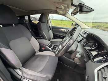 Used Nissan Qashqai 2017 for sale - 78297456: Photo