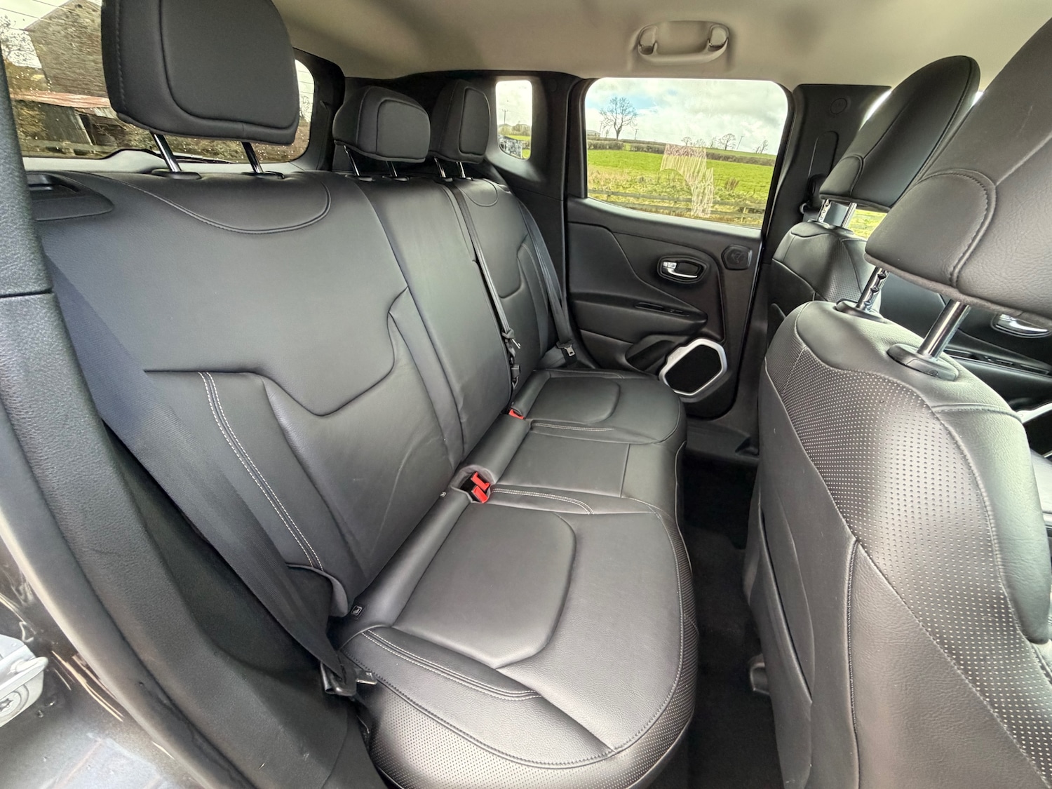 Used Jeep Renegade 2016 for sale - 78012975: Photo 12