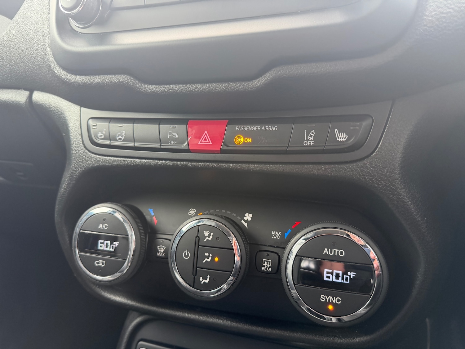 Used Jeep Renegade 2016 for sale - 78012975: Photo 18