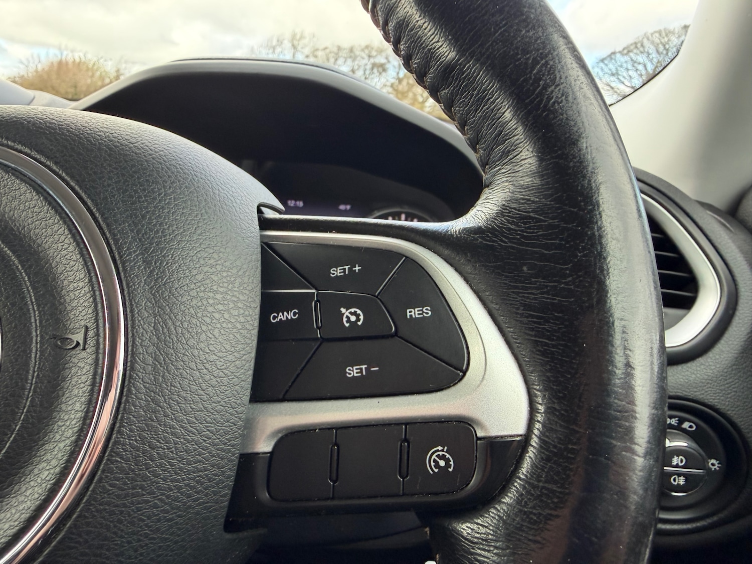 Used Jeep Renegade 2016 for sale - 78012975: Photo 21