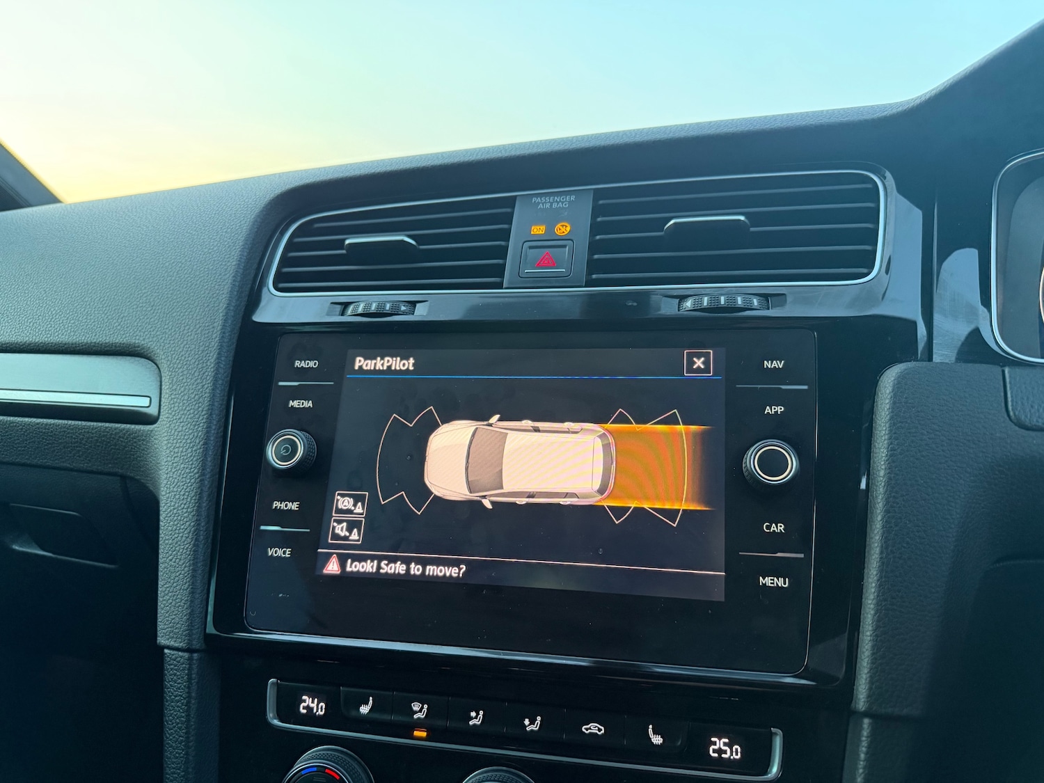 Used Volkswagen Golf 2017 for sale - 77977228: Photo 17