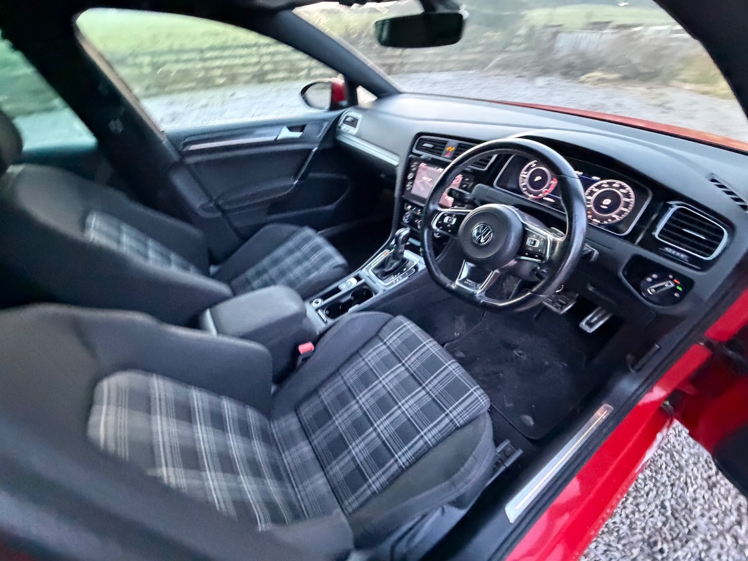 Used Volkswagen Golf 2017 for sale - 77977228: Photo 5