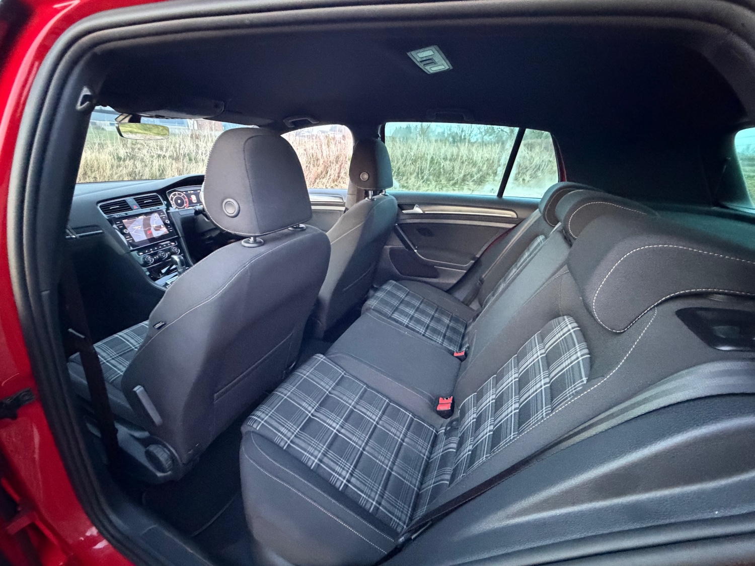 Used Volkswagen Golf 2017 for sale - 77977228: Photo 9