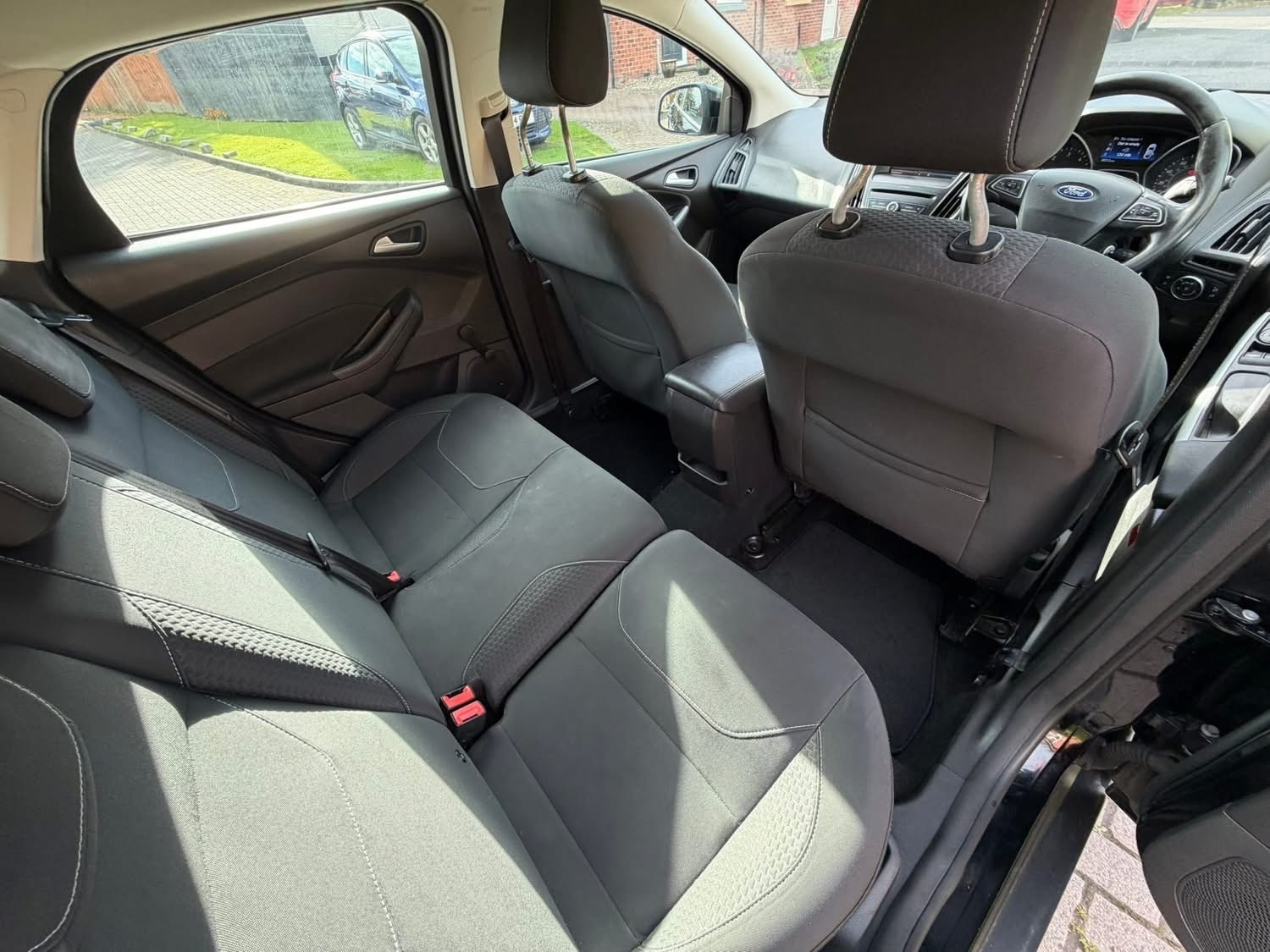 Used Ford Focus 2015 for sale - 77115991: Photo 8