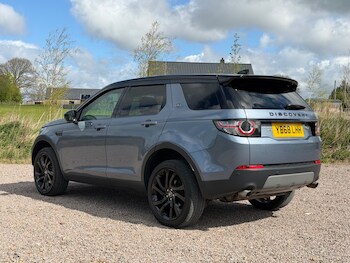 Used Land Rover Discovery Sport 2018 for sale - 78305961: Photo