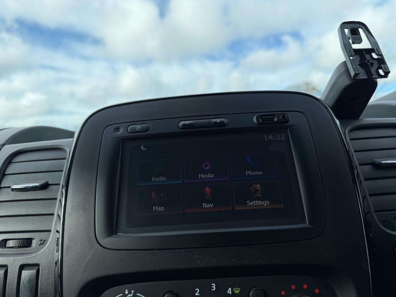 Used Vauxhall Vivaro 2018 for sale - 77877975: Photo 10