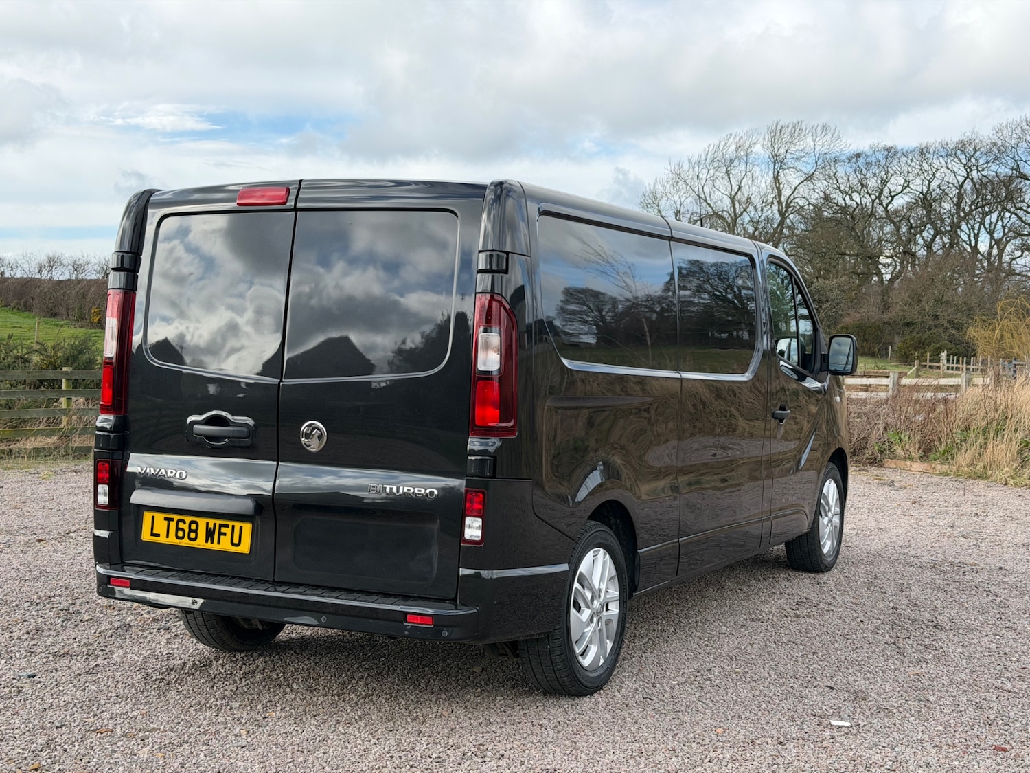 Used Vauxhall Vivaro 2018 for sale - 77877975: Photo 4