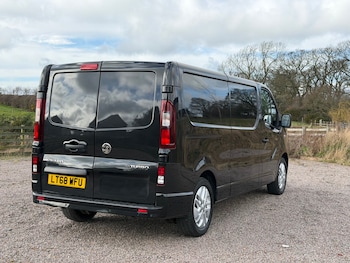 Used Vauxhall Vivaro 2018 for sale - 77877975: Photo