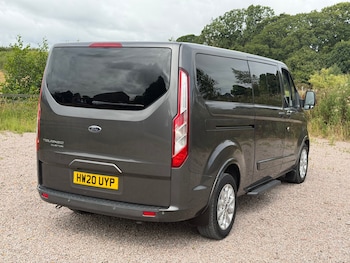 Used Ford Tourneo Custom 2020 for sale - 79580354: Photo