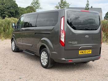 Used Ford Tourneo Custom 2020 for sale - 79307865: Photo