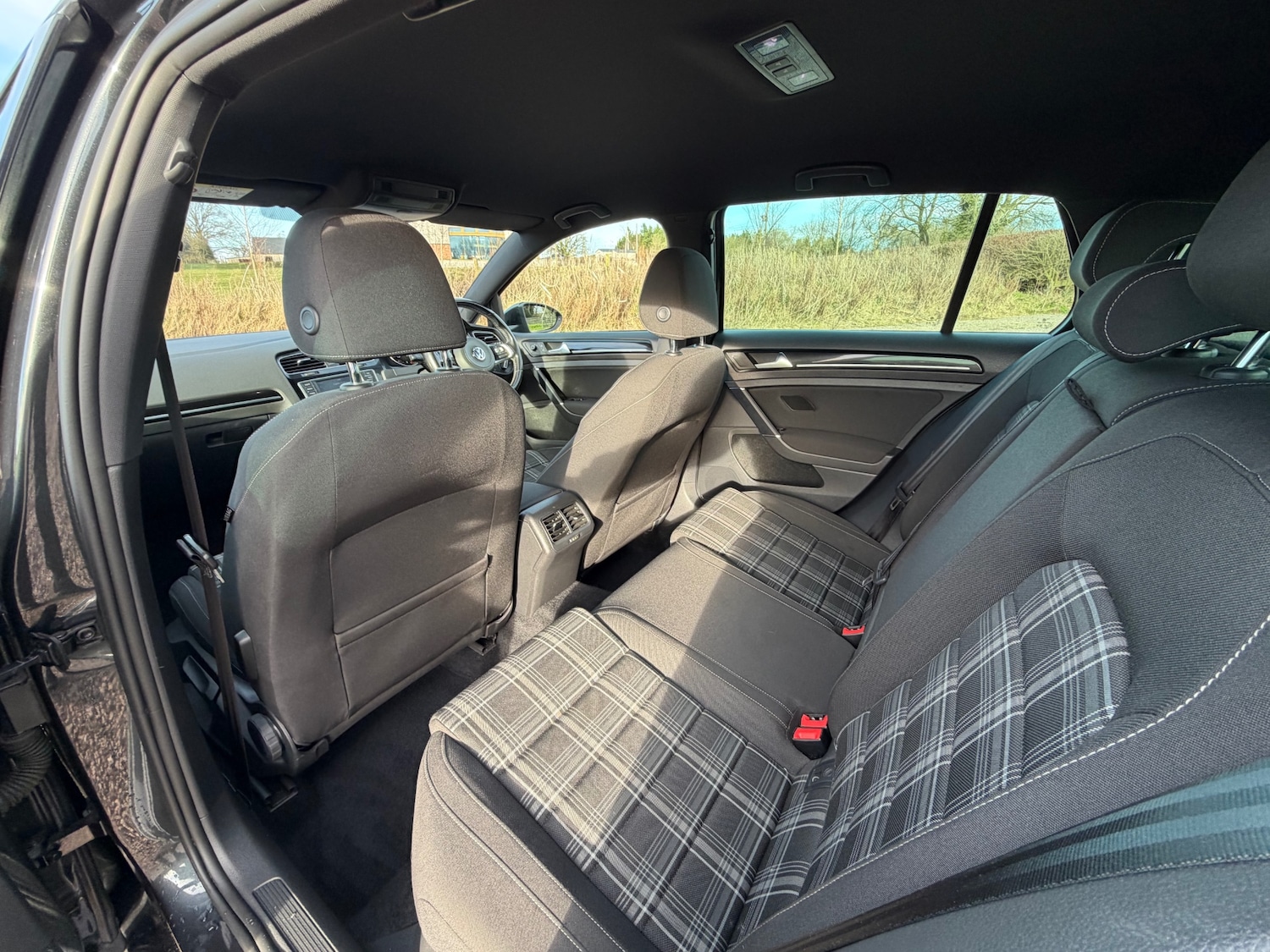 Used Volkswagen Golf 2017 for sale - 77718553: Photo 11