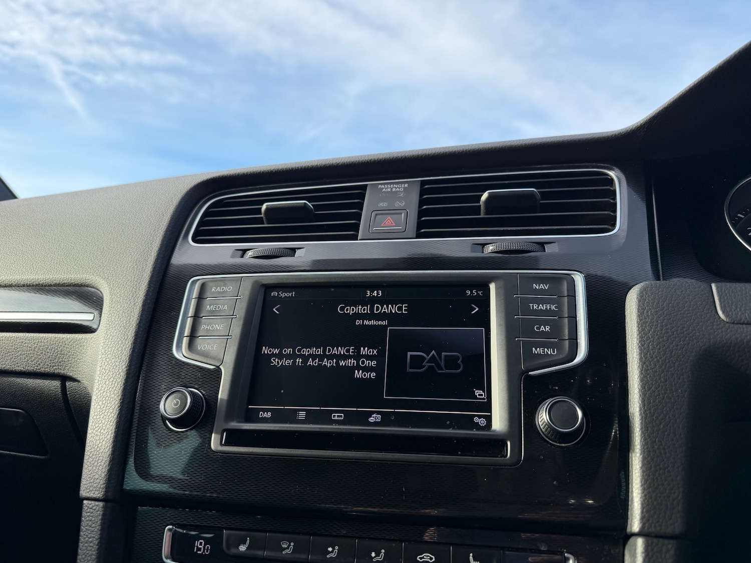 Used Volkswagen Golf 2017 for sale - 77718553: Photo 14