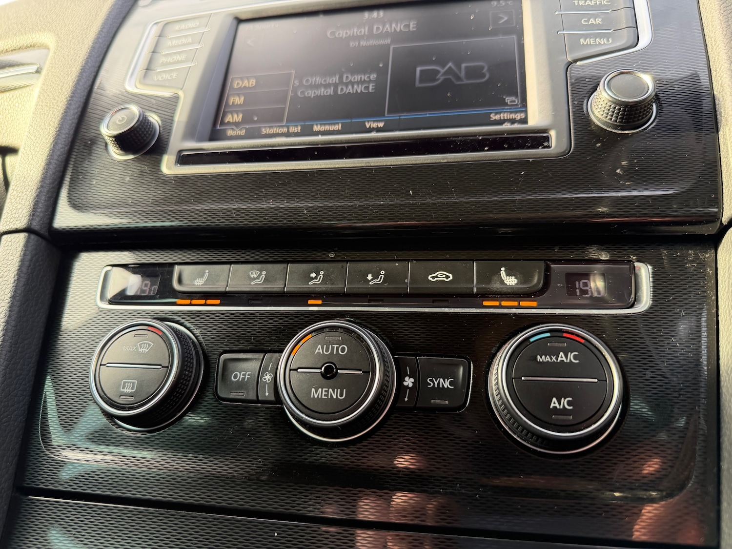 Used Volkswagen Golf 2017 for sale - 77718553: Photo 18