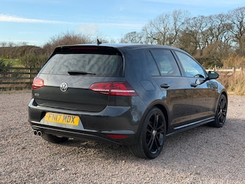 Used Volkswagen Golf 2017 for sale - 77718553: Photo
