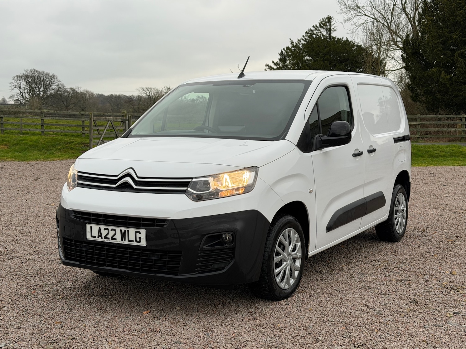 Used Citroen Berlingo 2022 for sale - 77447188: Photo 2