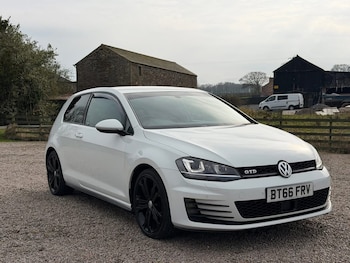 Used Volkswagen Golf 2016 for sale - 78297508: Photo