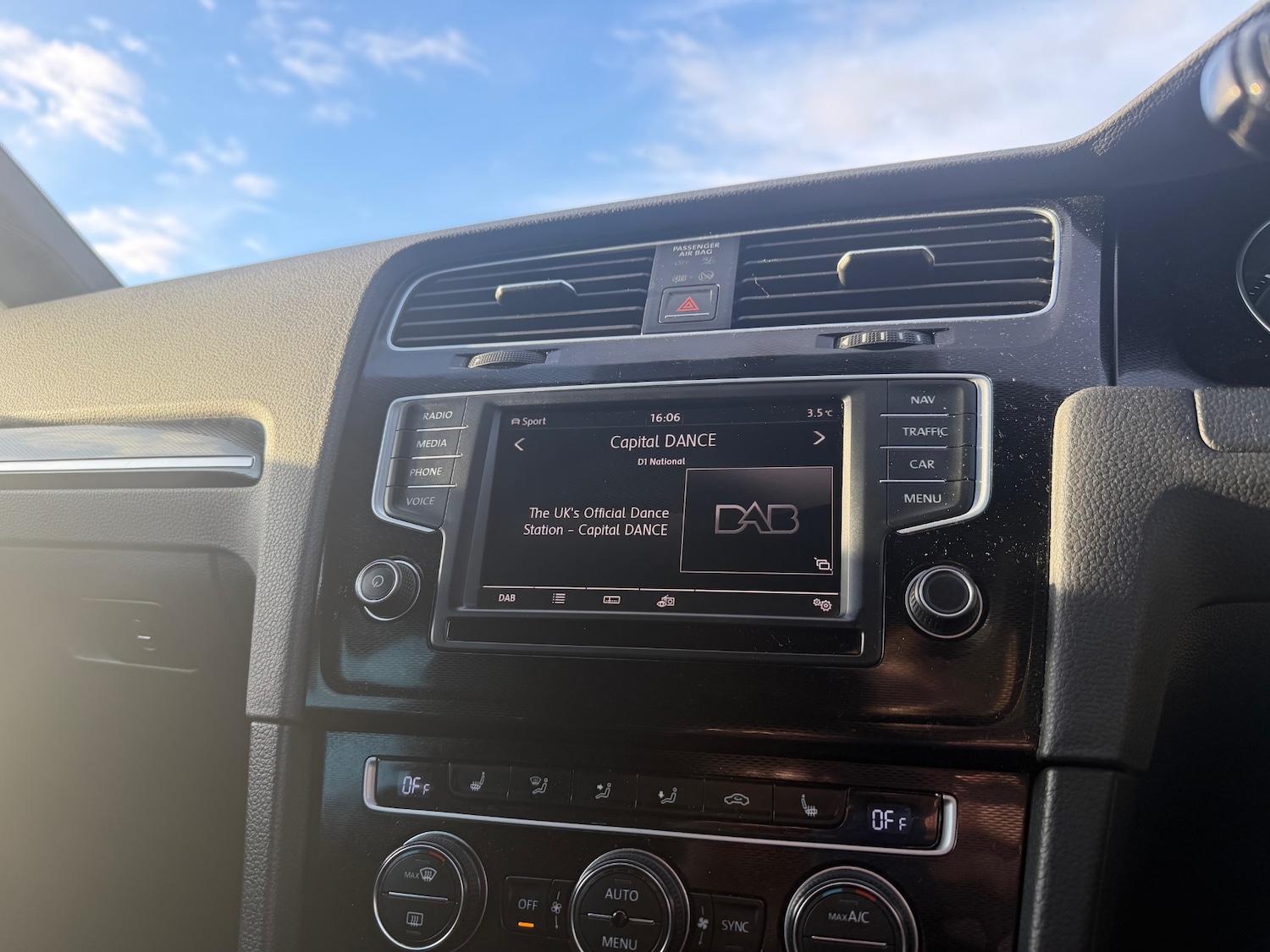 Used Volkswagen Golf 2015 for sale - 77581587: Photo 14