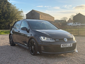 Used Volkswagen Golf 2015 for sale - 77581587: Photo