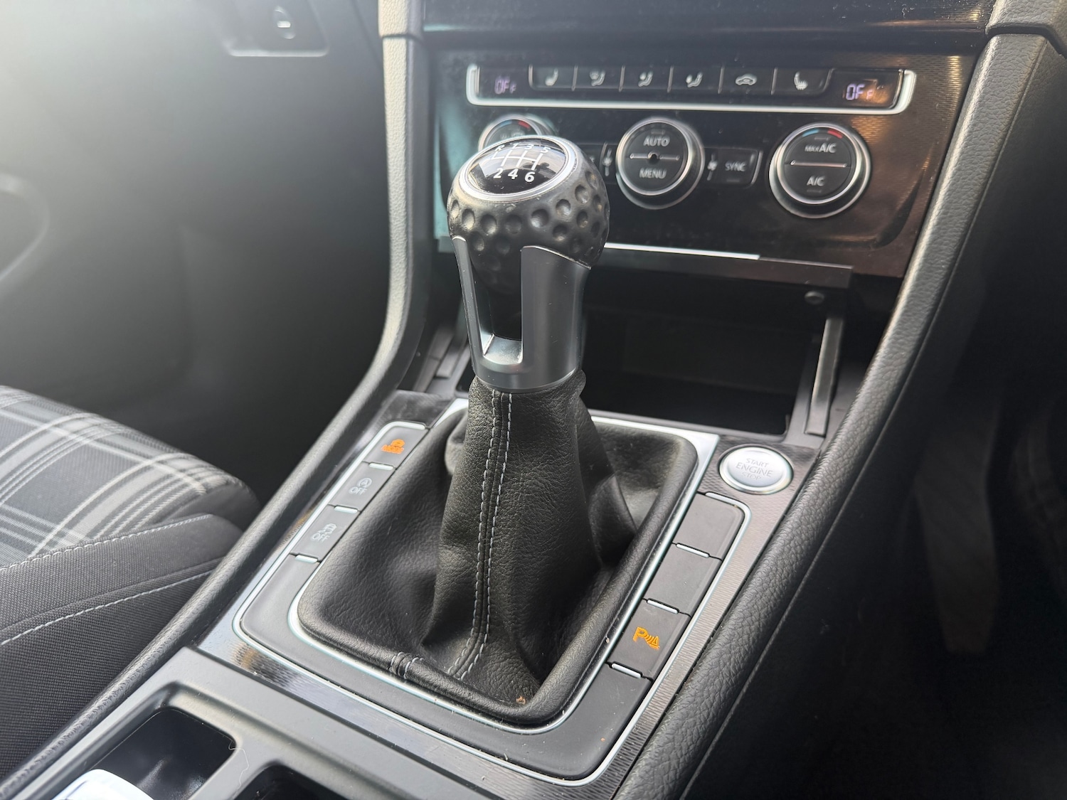 Used Volkswagen Golf 2015 for sale - 77581587: Photo 21