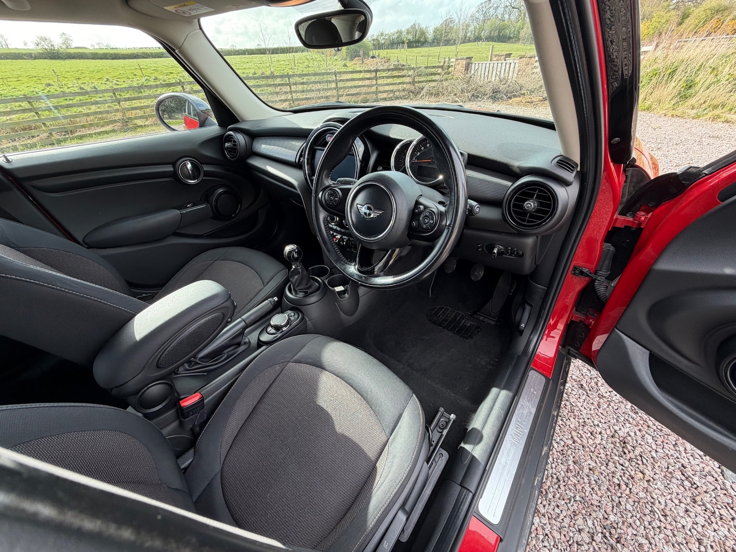 Used MINI Hatch 2017 for sale - 78212327: Photo 5