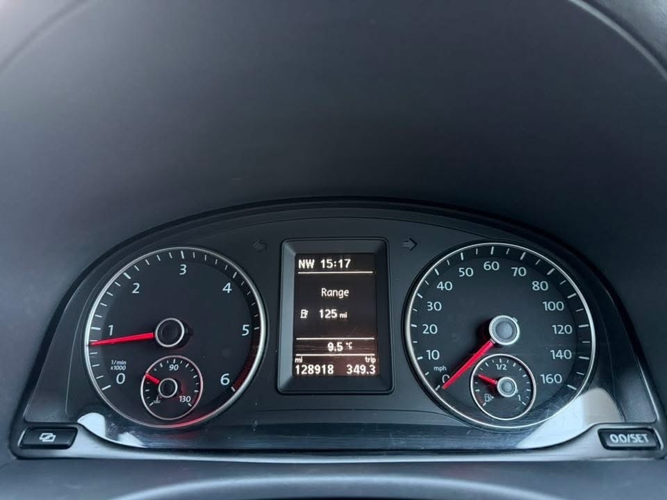 Used Volkswagen Caddy Maxi 2011 for sale - 77116174: Photo 12