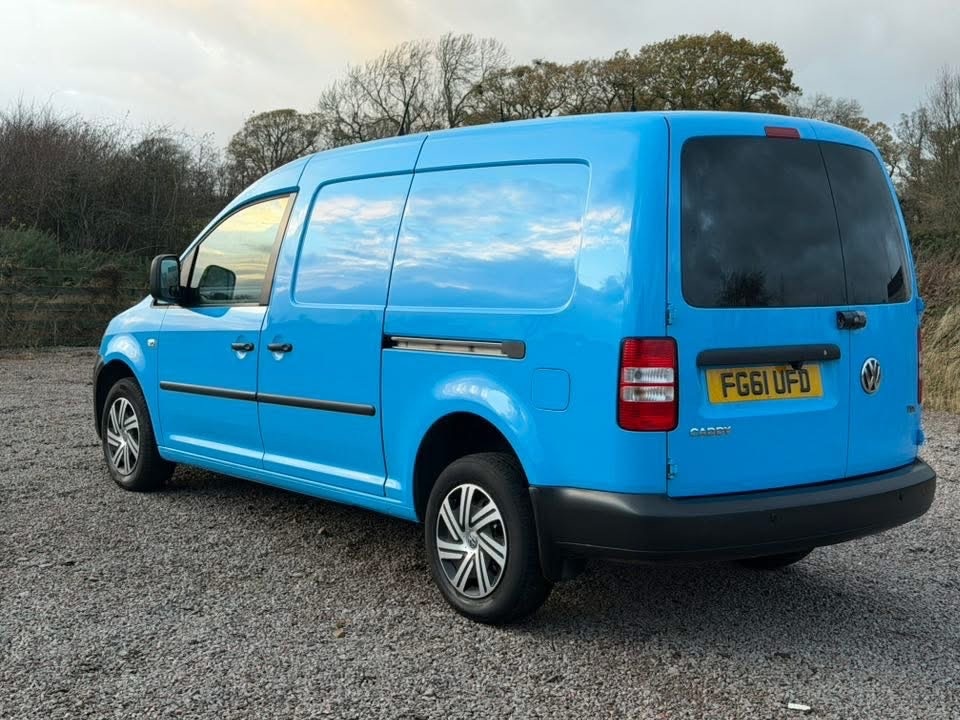 Used Volkswagen Caddy Maxi 2011 for sale - 77116174: Photo 3