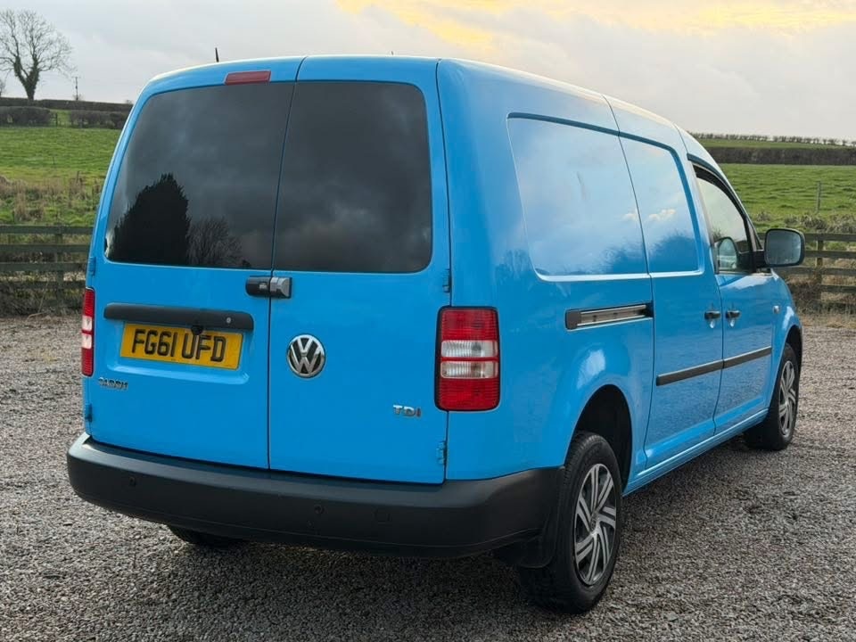 Used Volkswagen Caddy Maxi 2011 for sale - 77116174: Photo 4