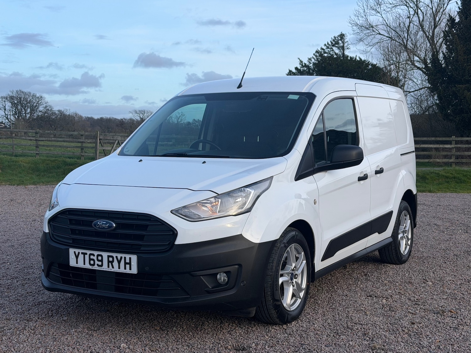 Used Ford Transit Connect 2019 for sale - 77834664: Photo 2