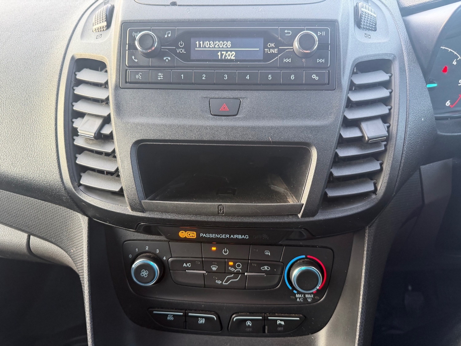 Used Ford Transit Connect 2019 for sale - 77834664: Photo 9