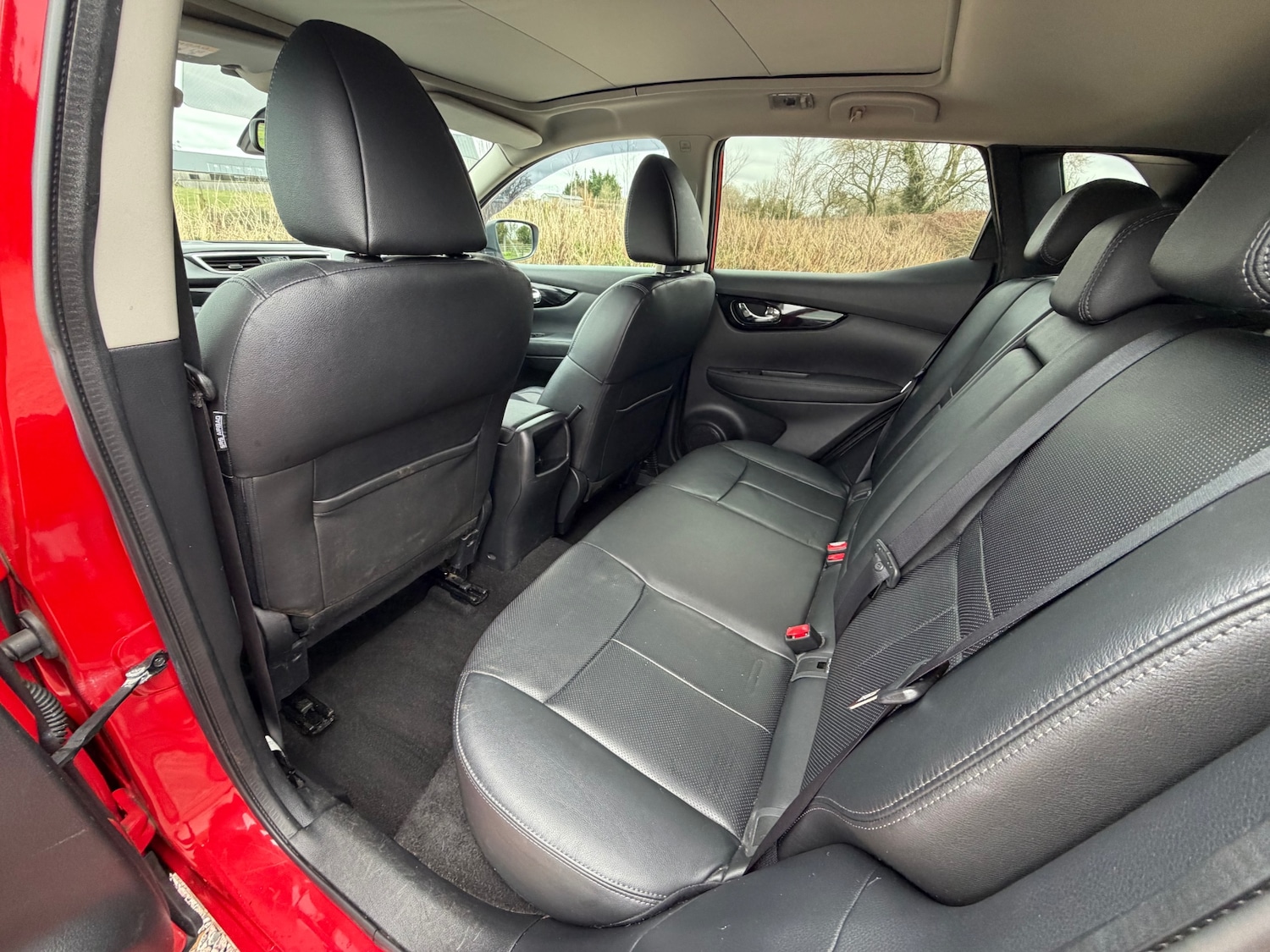 Used Nissan Qashqai 2015 for sale - 77776552: Photo 11