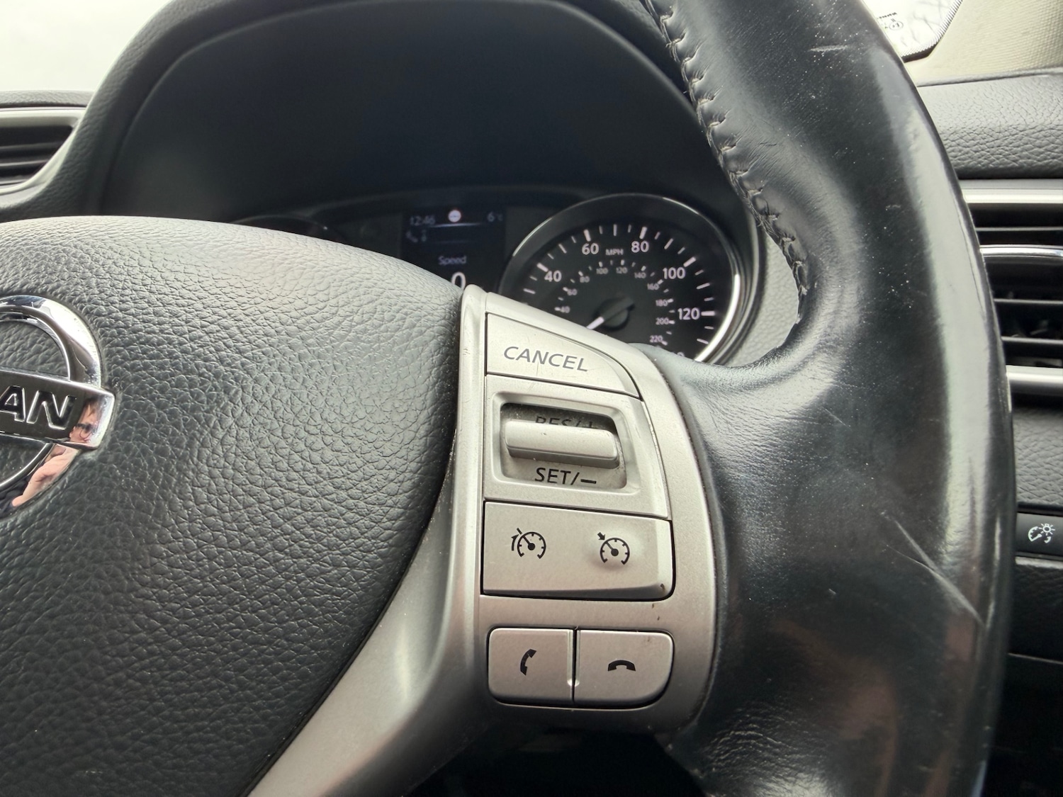 Used Nissan Qashqai 2015 for sale - 77776552: Photo 19