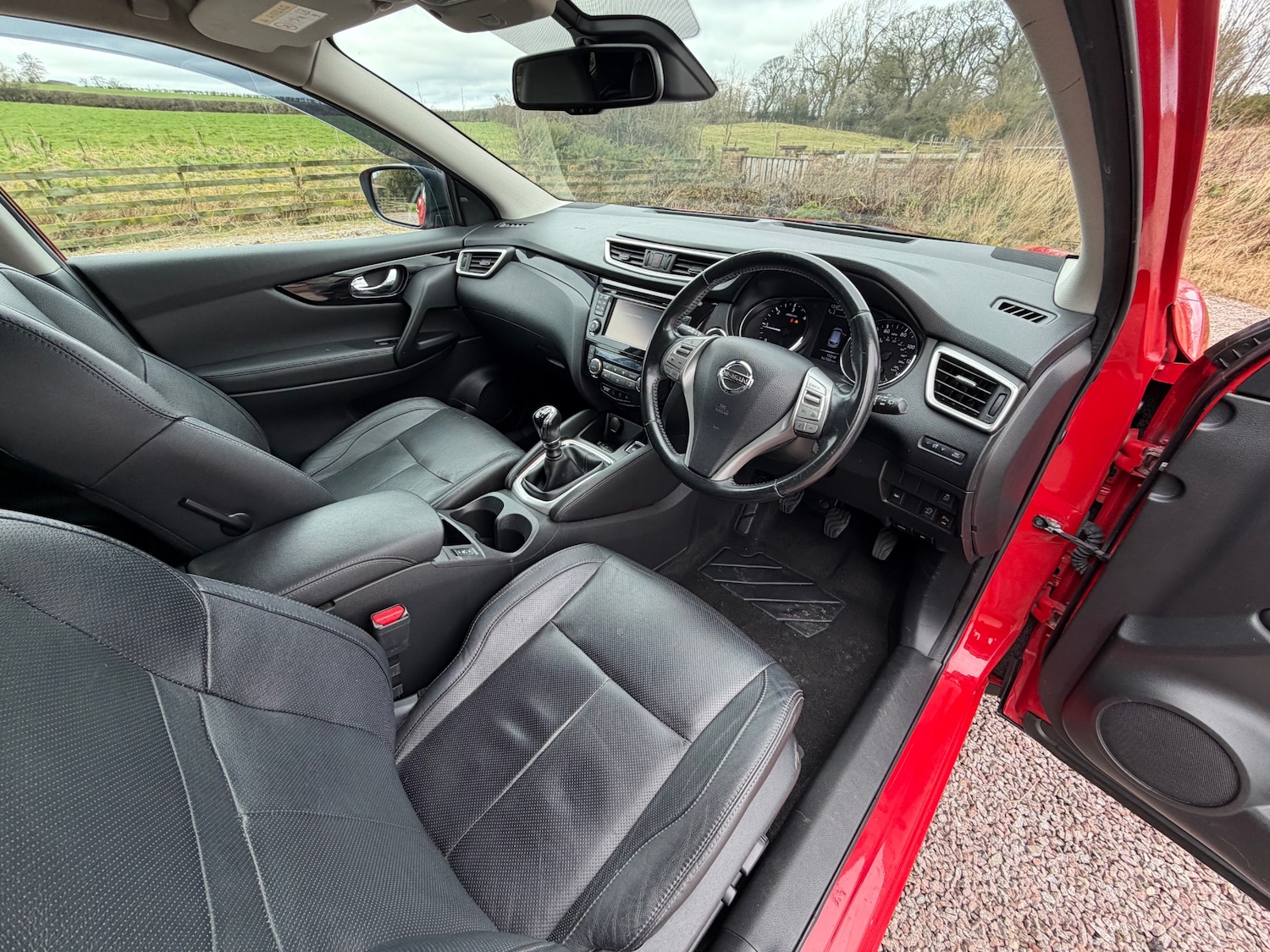 Used Nissan Qashqai 2015 for sale - 77776552: Photo 5