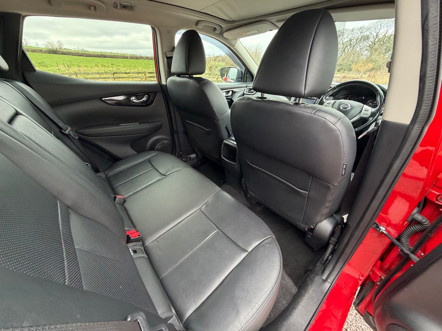 Used Nissan Qashqai 2015 for sale - 77776552: Photo 9