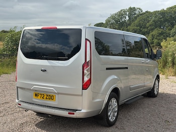 Used Ford Tourneo Custom 2022 for sale - 79357777: Photo