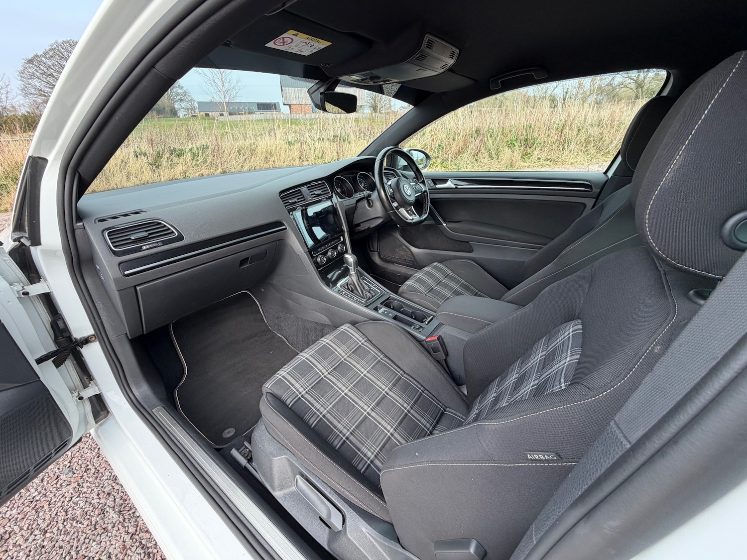 Used Volkswagen Golf 2016 for sale - 77950497: Photo 7