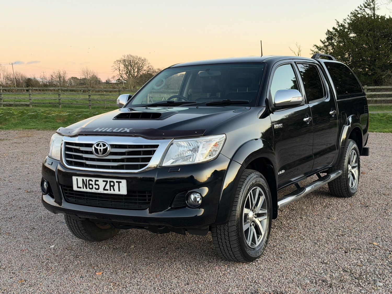 Used Toyota Hilux 2015 for sale - 77116283: Photo 2