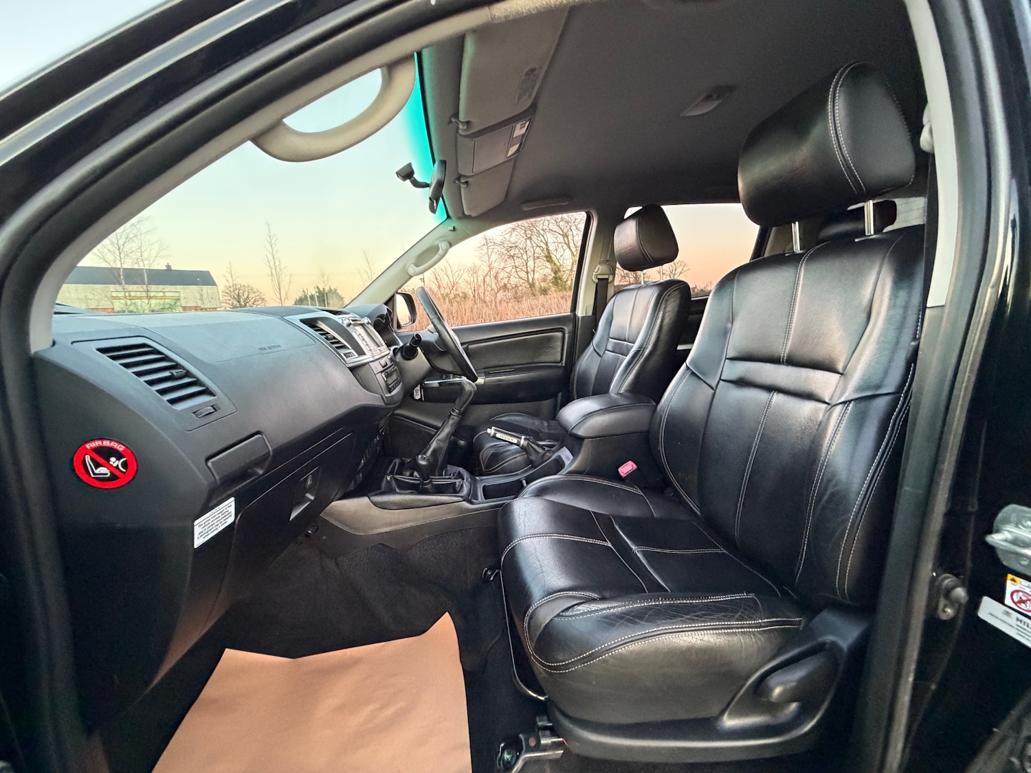 Used Toyota Hilux 2015 for sale - 77116283: Photo 8