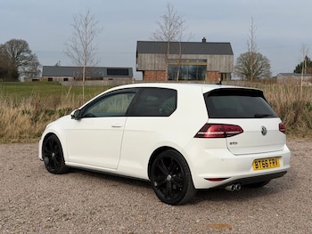 Used Volkswagen Golf 2016 for sale - 78913929: Photo