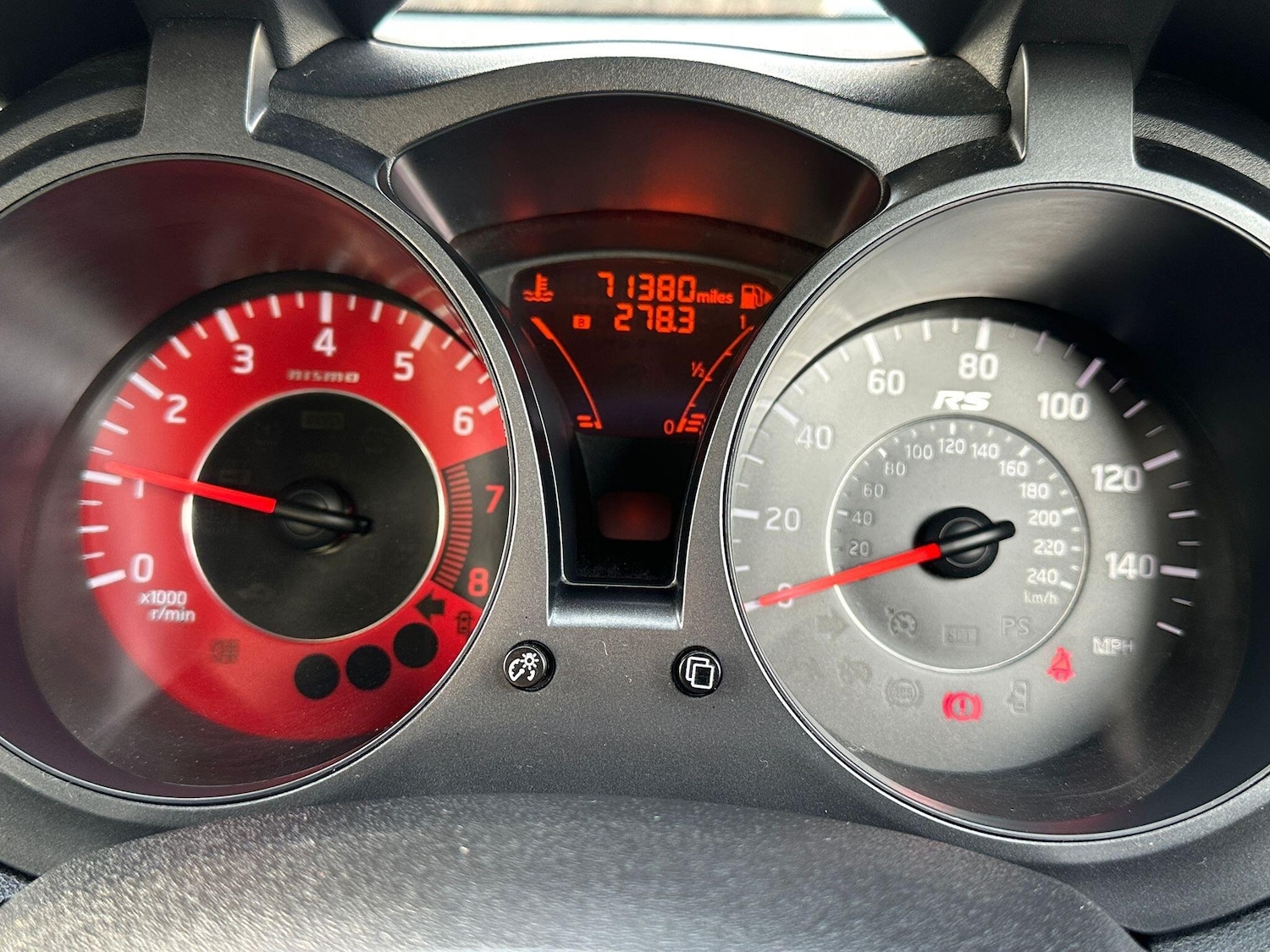 Used Nissan Juke 2017 for sale - 77097637: Photo 4