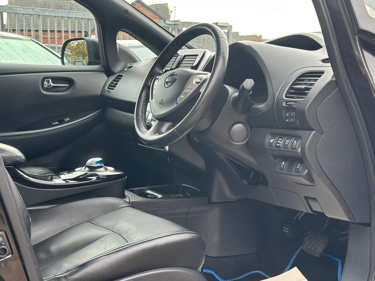 Used Nissan Leaf 2015 for sale - 76513408: Photo 14