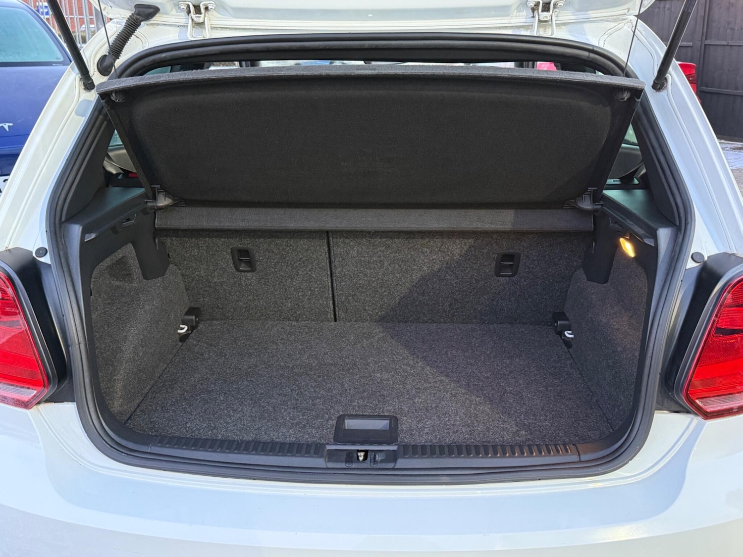 Used Volkswagen Polo 2016 for sale - 77097943: Photo 18