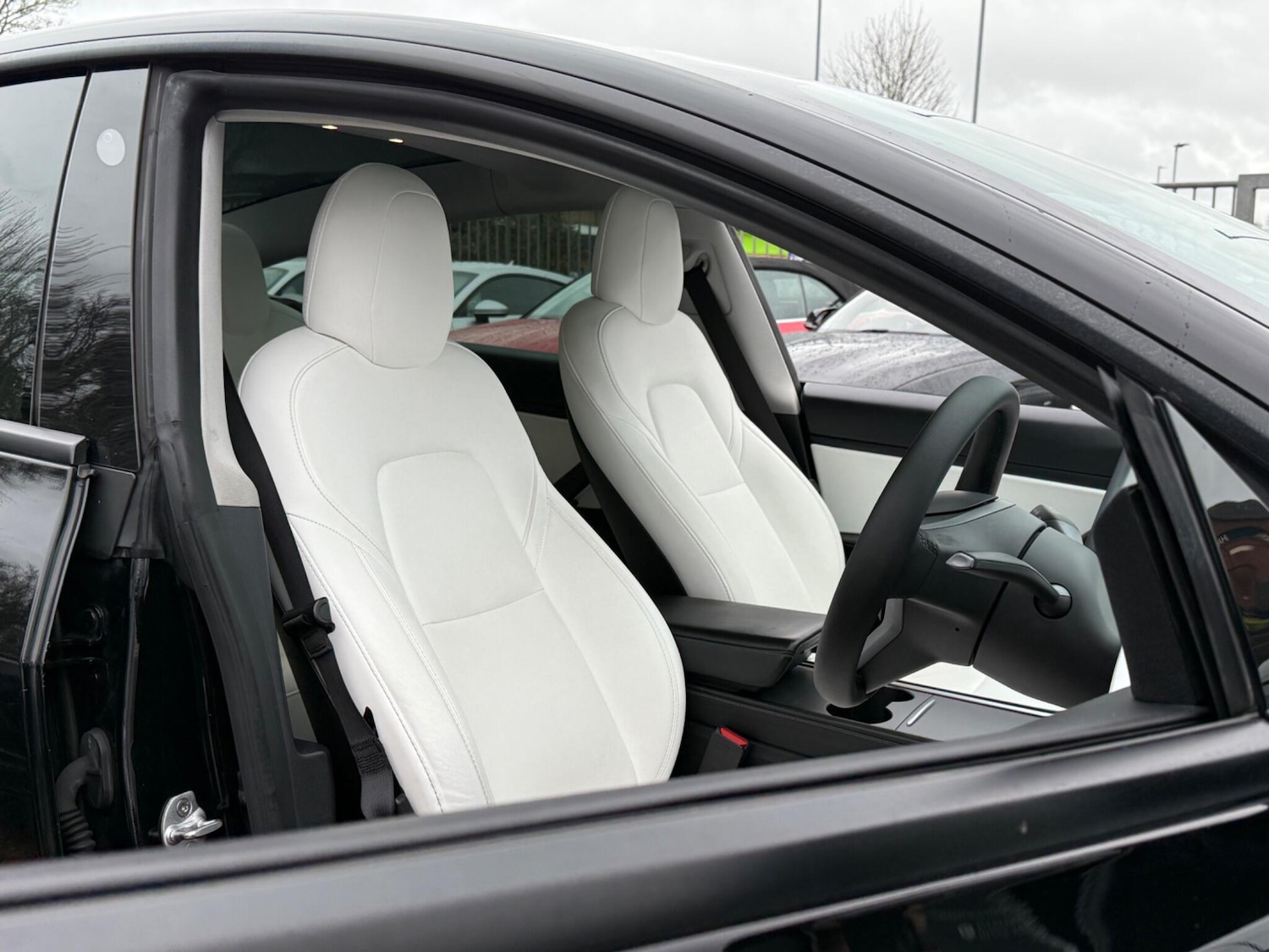 Used Tesla Model 3 2020 for sale - 76765703: Photo 2