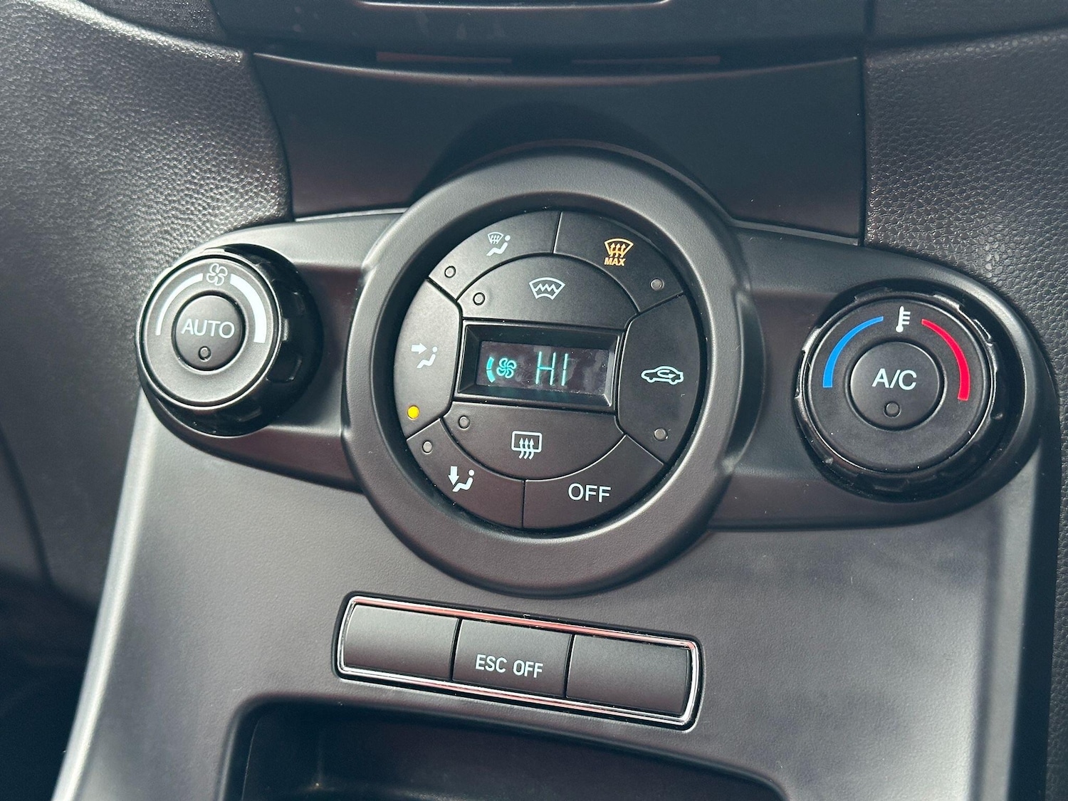 Used Ford Fiesta 2016 for sale - 77538564: Photo 26