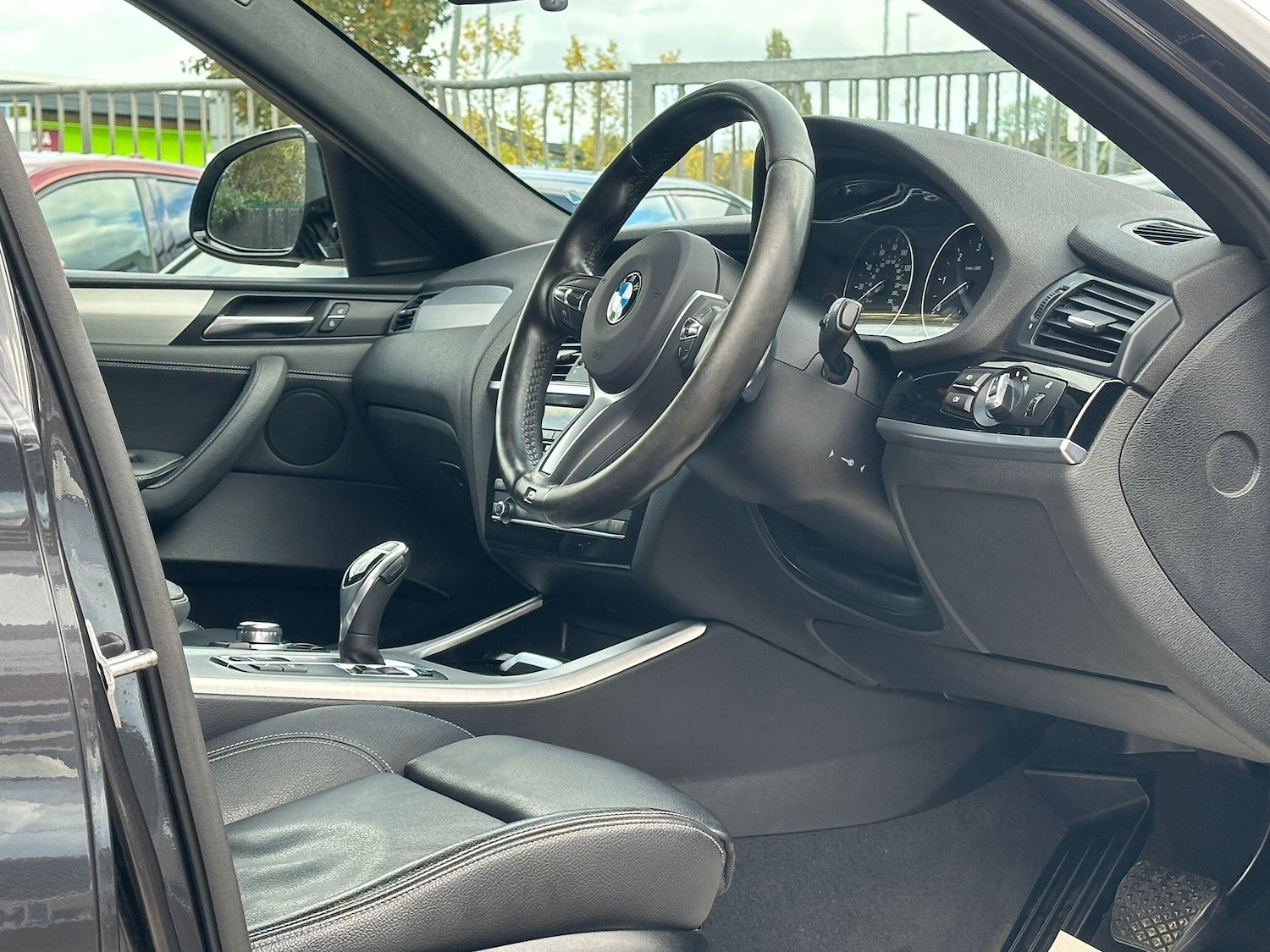 Used BMW X4 2016 for sale - 76398540: Photo 15