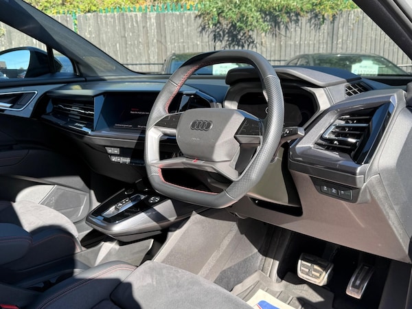 Used Audi Q4 e-tron 2021 for sale - 76270899: Photo 14