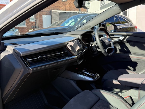 Used Audi Q4 e-tron 2021 for sale - 76270899: Photo 17