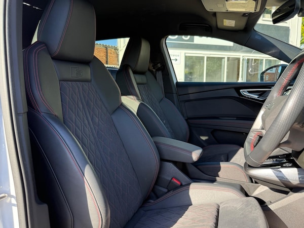 Used Audi Q4 e-tron 2021 for sale - 76270899: Photo 20