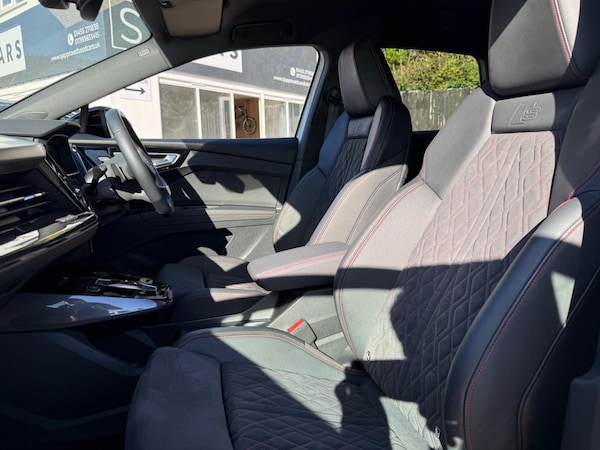 Used Audi Q4 e-tron 2021 for sale - 76270899: Photo 44