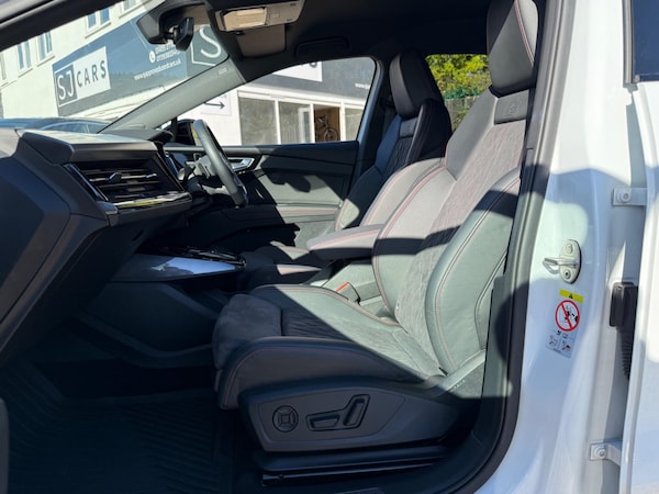 Used Audi Q4 e-tron 2021 for sale - 76270899: Photo 45