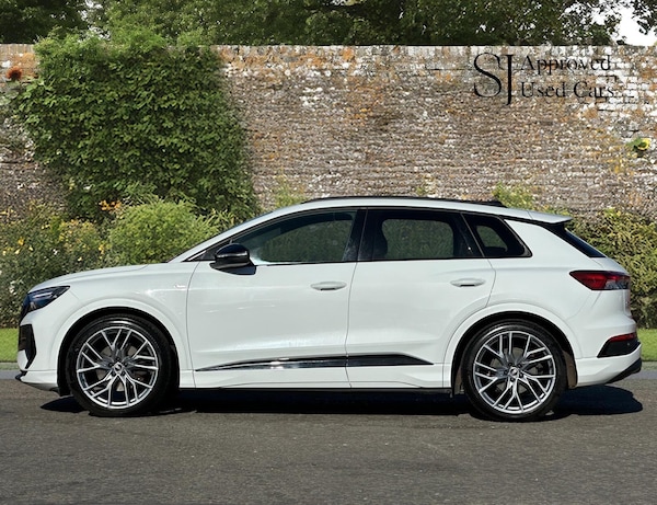Used Audi Q4 e-tron 2021 for sale - 76270899: Photo 9